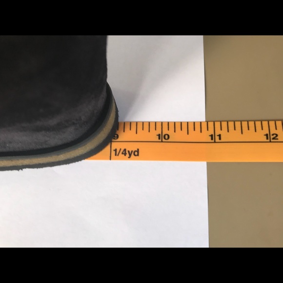 André Assous Women's Oriana Ankle Boot. - Picture 8 of 8